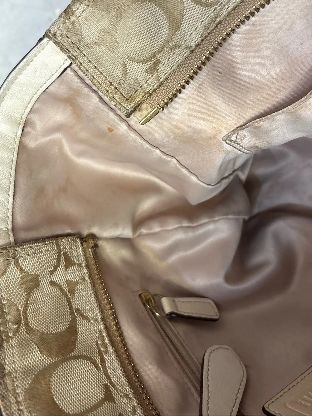 Coach rare snap head Signature Canvas Tote with Multi-Color Circle Appliqué